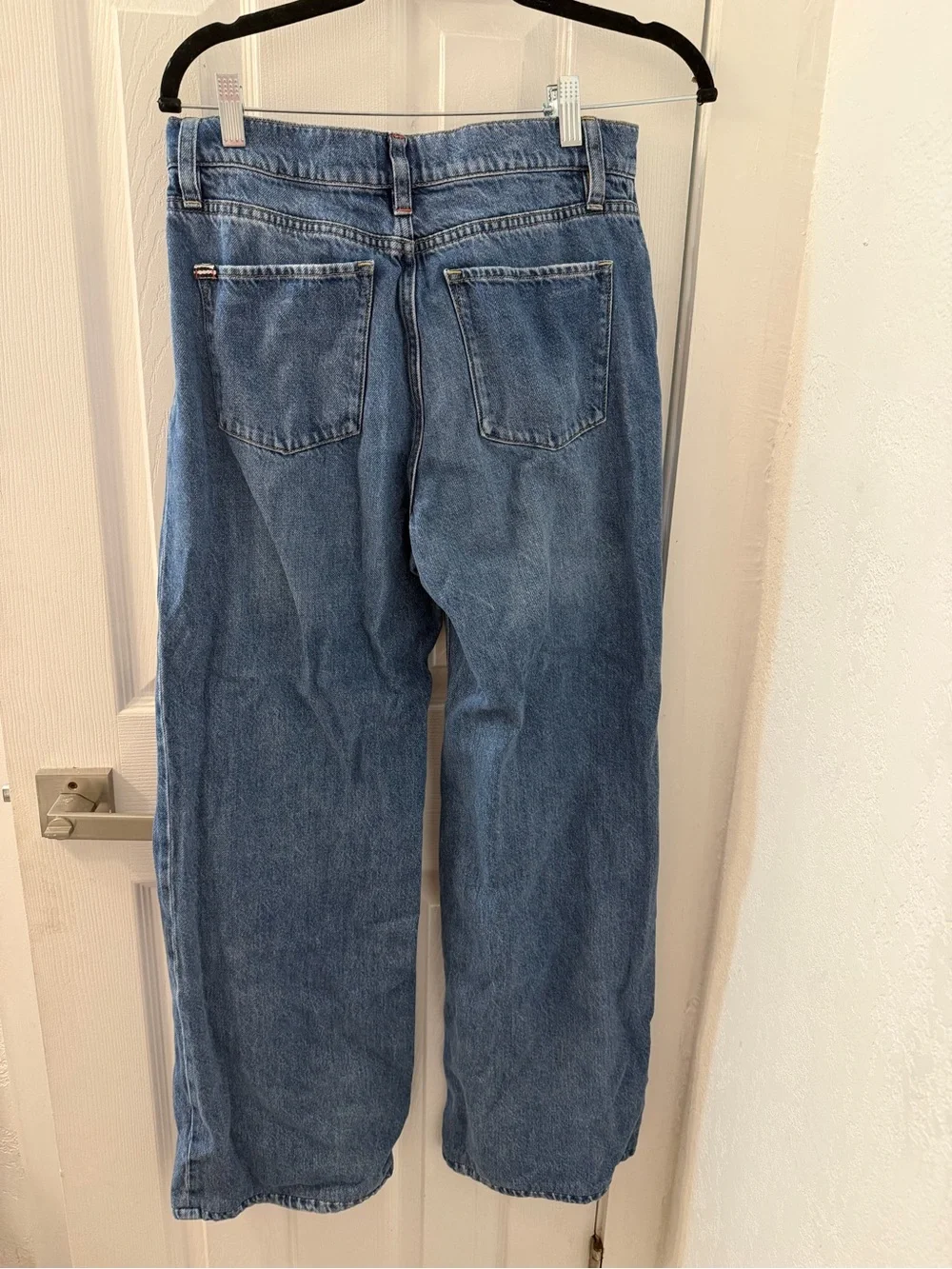Alice + Olivia Weezy Full-Length Jean in Avery Blue size 29